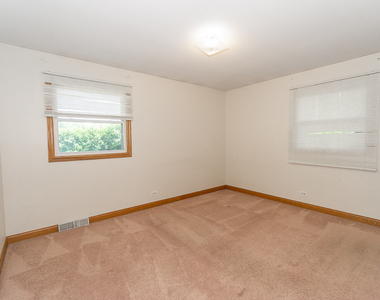 649 S Wisconsin Avenue - Photo Thumbnail 8
