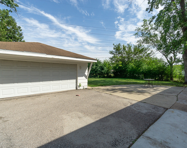649 S Wisconsin Avenue - Photo Thumbnail 18