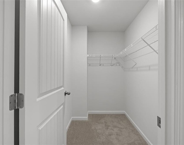 2203 Blue Monarch Drive - Photo Thumbnail 22