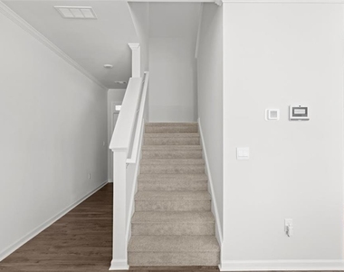 2203 Blue Monarch Drive - Photo Thumbnail 13