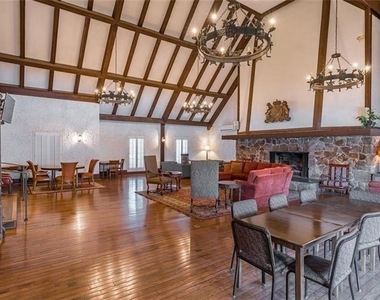 6851 Roswell Road - Photo Thumbnail 4