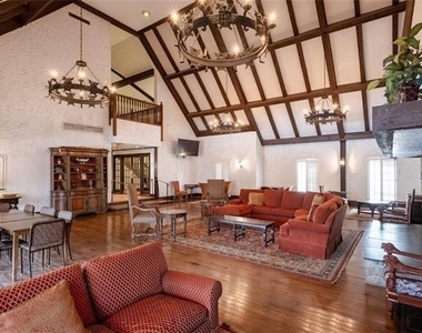 6851 Roswell Road - Photo Thumbnail 3