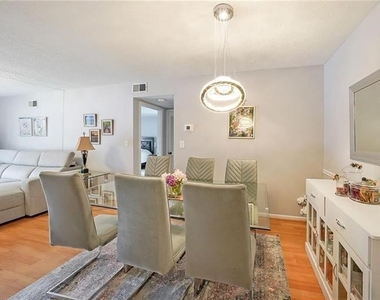 6851 Roswell Road - Photo Thumbnail 18