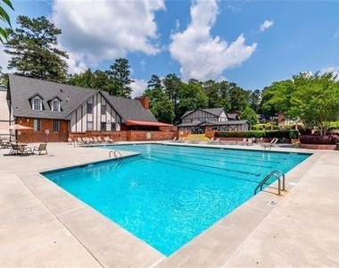 6851 Roswell Road - Photo Thumbnail 34