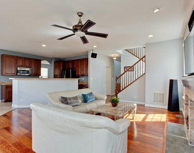 620 Geneva Court - Photo Thumbnail 16