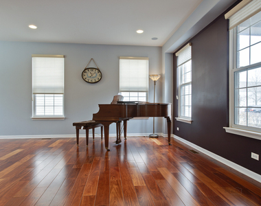 620 Geneva Court - Photo Thumbnail 3