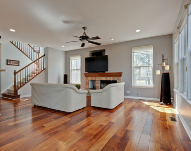 620 Geneva Court - Photo Thumbnail 18