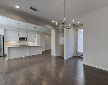415 Gartrell Street Se - Photo Thumbnail 6