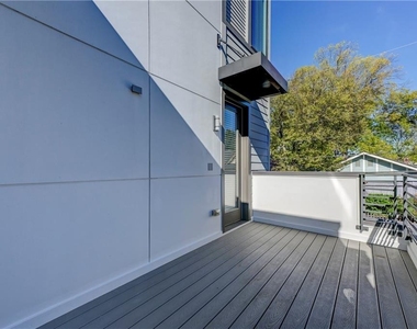 415 Gartrell Street Se - Photo Thumbnail 10