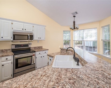 118 Jimmy Reynolds Drive - Photo Thumbnail 10