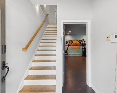 238 Walker Street - Photo Thumbnail 2