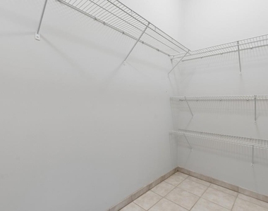 238 Walker Street - Photo Thumbnail 18