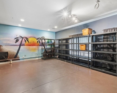 238 Walker Street - Photo Thumbnail 3