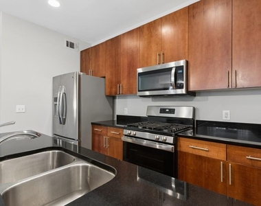 238 Walker Street - Photo Thumbnail 7