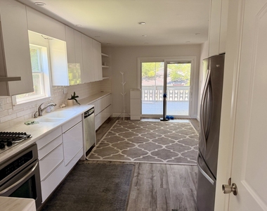 700 Mccarthy Street - Photo Thumbnail 14