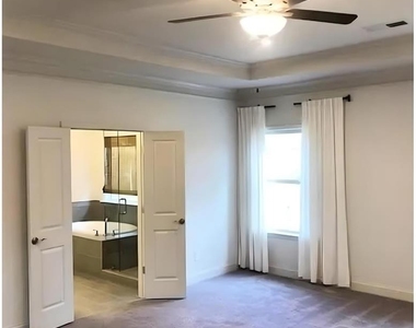 1640 Brannon Heard Lane - Photo Thumbnail 13
