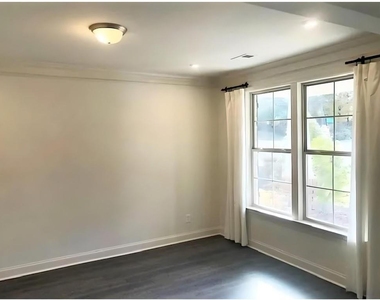 1640 Brannon Heard Lane - Photo Thumbnail 3
