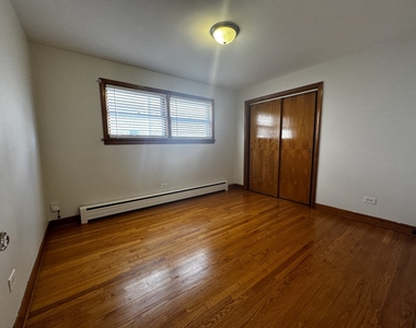 5870 N Elston Avenue - Photo Thumbnail 18