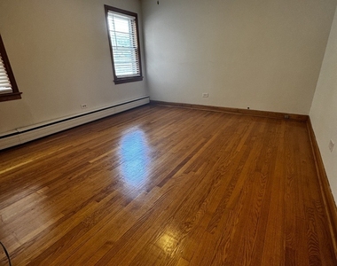 5870 N Elston Avenue - Photo Thumbnail 14