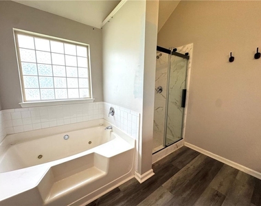 4465 Ambassador Way - Photo Thumbnail 19