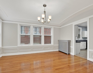 6815 S Crandon Avenue - Photo Thumbnail 6