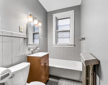6815 S Crandon Avenue - Photo Thumbnail 22