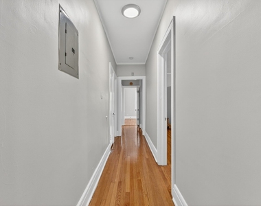 6815 S Crandon Avenue - Photo Thumbnail 25