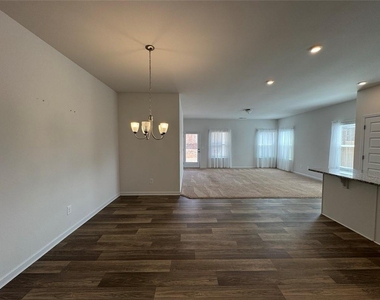 4 Bennett Way Se - Photo Thumbnail 11