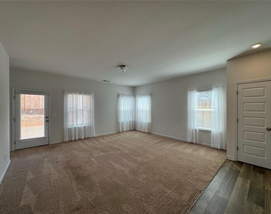 4 Bennett Way Se - Photo Thumbnail 17