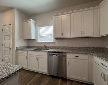 4 Bennett Way Se - Photo Thumbnail 15