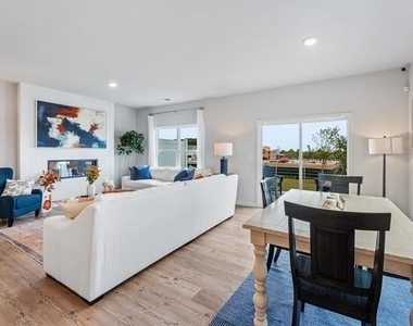 37 Founders Drive - Photo Thumbnail 3