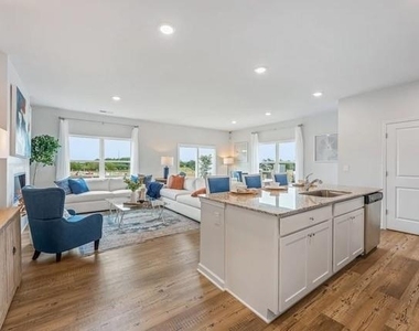 37 Founders Drive - Photo Thumbnail 1