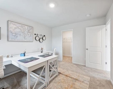 37 Founders Drive - Photo Thumbnail 10