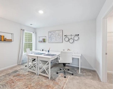 37 Founders Drive - Photo Thumbnail 11