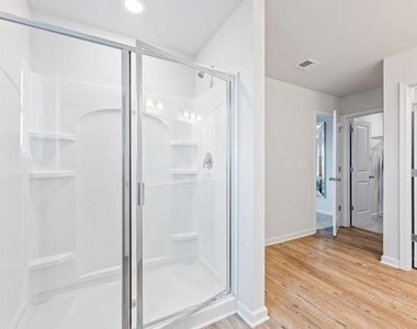 37 Founders Drive - Photo Thumbnail 14