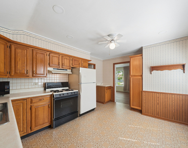 2900 Grouse Lane - Photo Thumbnail 2