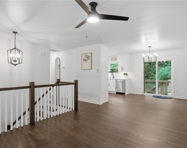 3270 Belfort Road Se - Photo Thumbnail 5