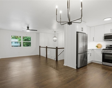 3270 Belfort Road Se - Photo Thumbnail 12