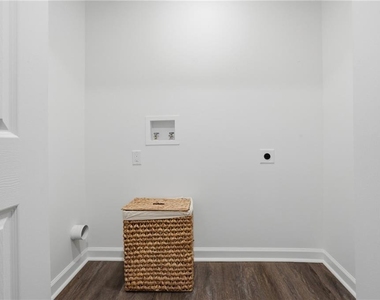 3270 Belfort Road Se - Photo Thumbnail 30