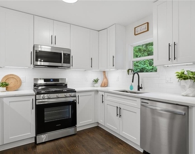 3270 Belfort Road Se - Photo Thumbnail 13