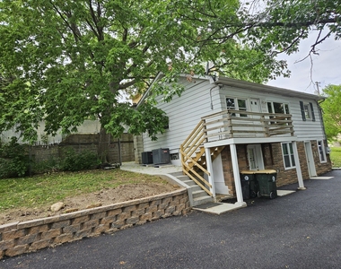 16 Riverview Street - Photo Thumbnail 1