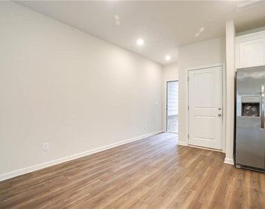 116 Cedar Lane - Photo Thumbnail 2