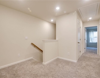 116 Cedar Lane - Photo Thumbnail 10
