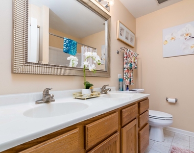 749 Dillon Court - Photo Thumbnail 14