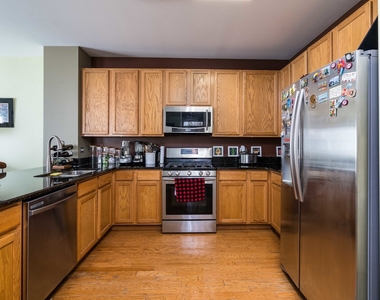 749 Dillon Court - Photo Thumbnail 8