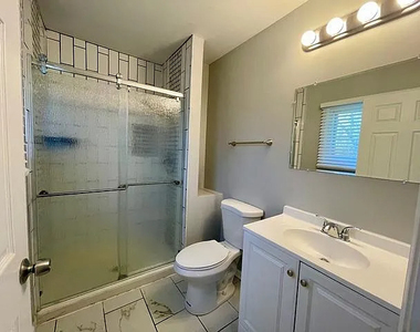 168 Farm Gate Lane - Photo Thumbnail 9