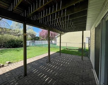 168 Farm Gate Lane - Photo Thumbnail 15