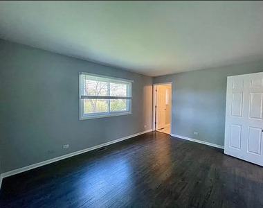 168 Farm Gate Lane - Photo Thumbnail 11