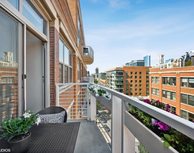 933 W Van Buren Street - Photo Thumbnail 20