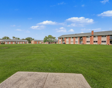 1557 Jill Court - Photo Thumbnail 16